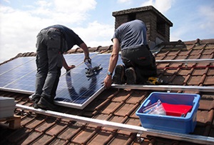 Geen btw voor zonnepanelen op woningen?
