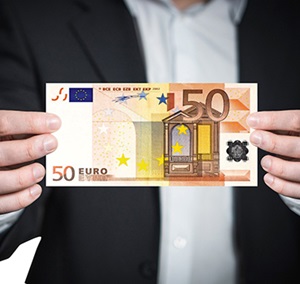 Maxima 2023 topinkomens WNT bekend