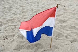 Blijft de 30%-regeling van toepassing bij nieuw dienstverband?